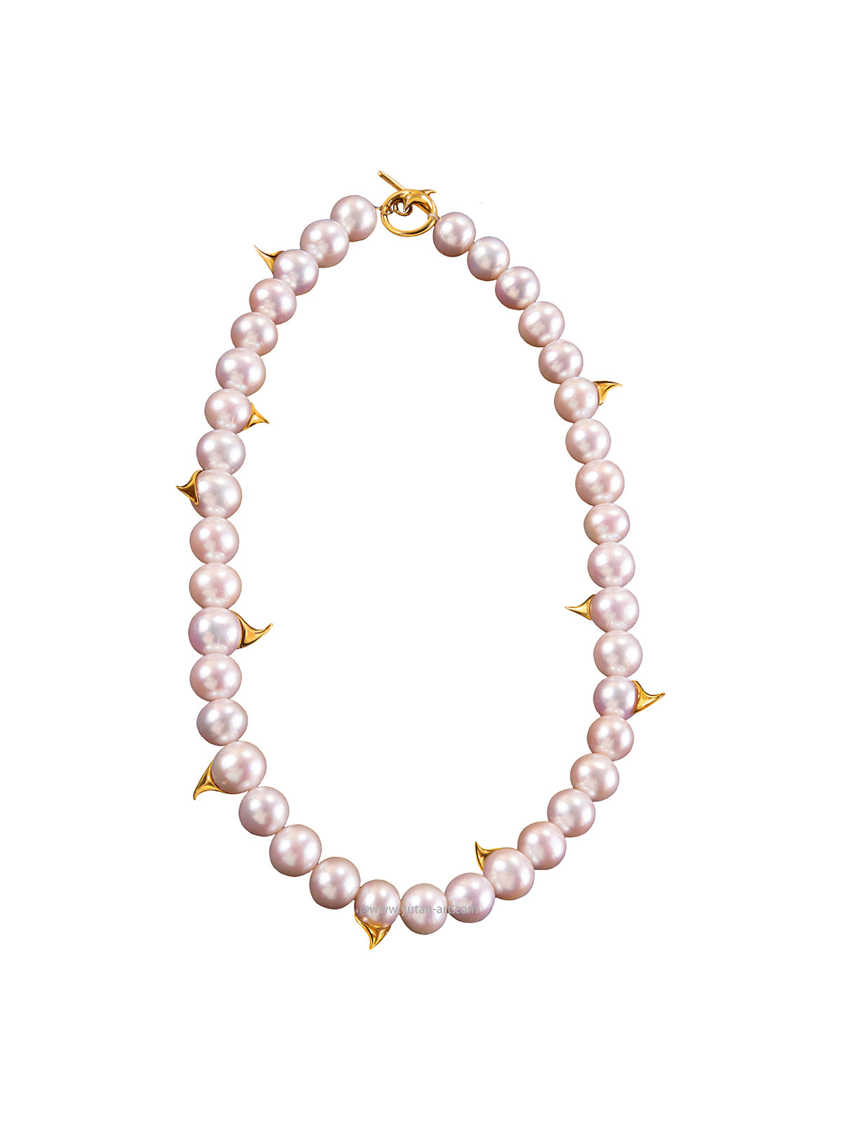 Put this on me, please! Pearl Necklace