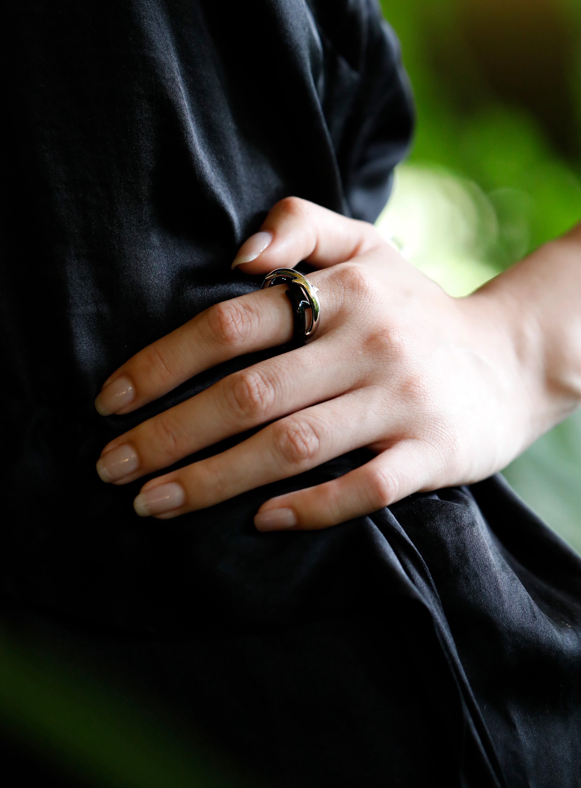 Ring of Thorns Monochrome Ring