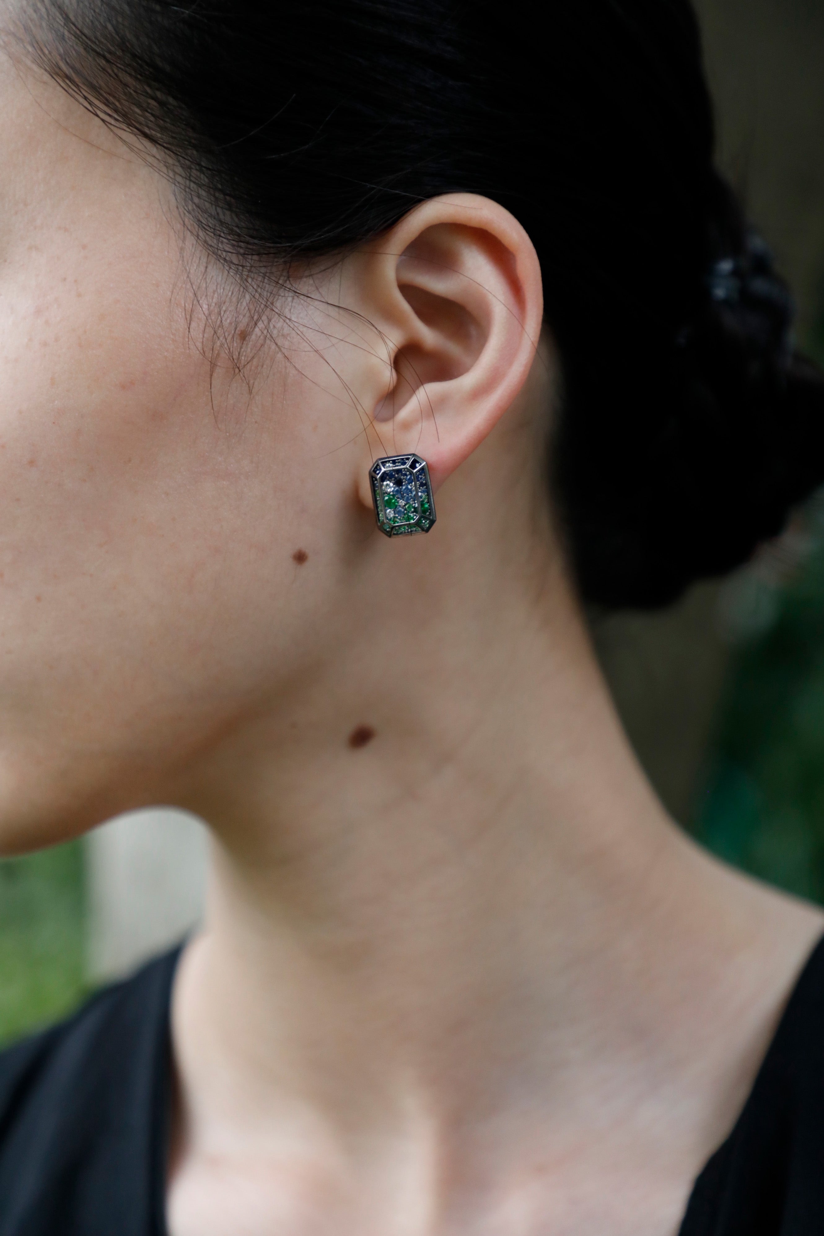 Mystic IV Mini Pavé Single Earring